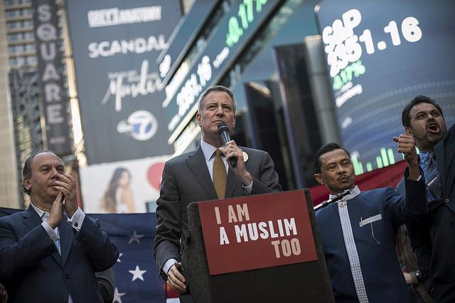 After Threatening To Close Churches NYC Mayor Is Giving Muslims 500,000 Meals