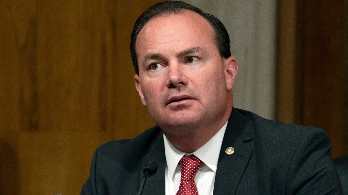 Rhino Senator Is Making America Last Again, The Political Elite Are Selling Out The American Worker In Realtime