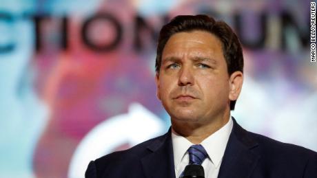 Hack Journalist Thinks He Can Embarrass DeSantis…It Backfires! – Watch