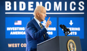 Biden’s Allies Say: Pull the Plug on ‘Bidenomics’