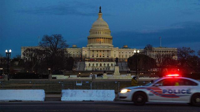 Arrest Made Outside USA Capitol After Man Wielded Knife