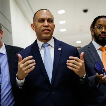 House Democrats Weigh 25th Amendment Move