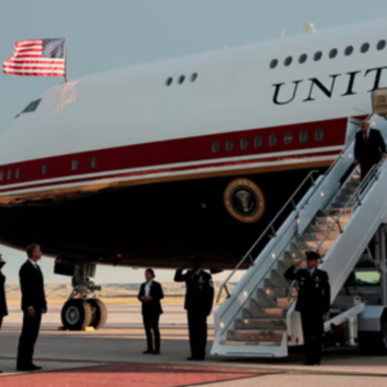 Trump Grounds Qatar Jet to Max Out Security Against Iran Threat